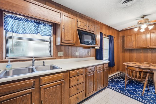 3324 Louis Street, Savannah, GA 31404