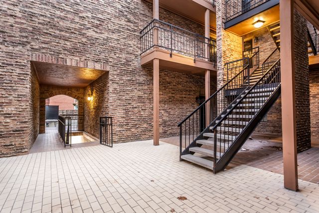 6004 Auburndale Avenue F, University Park, TX 75205