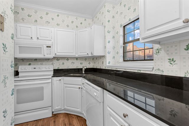 6004 Auburndale Avenue F, University Park, TX 75205