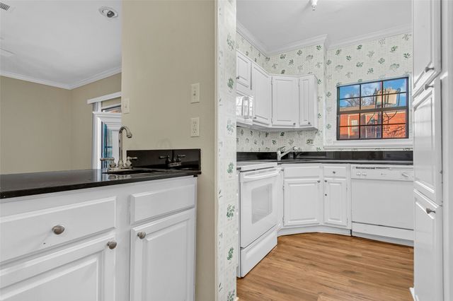 6004 Auburndale Avenue F, University Park, TX 75205