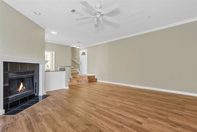 6004 Auburndale Avenue F, University Park, TX 75205