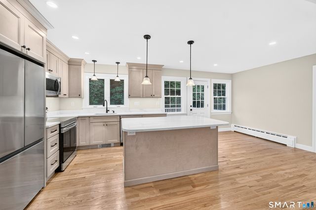 129 Asher Avenue, Stonington, CT 06379