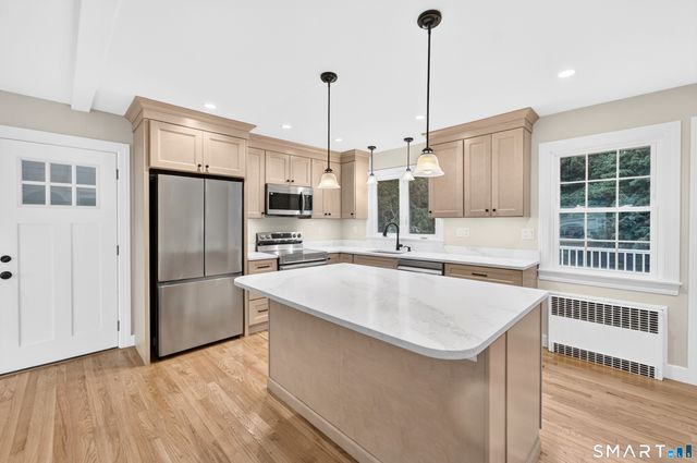 129 Asher Avenue, Stonington, CT 06379