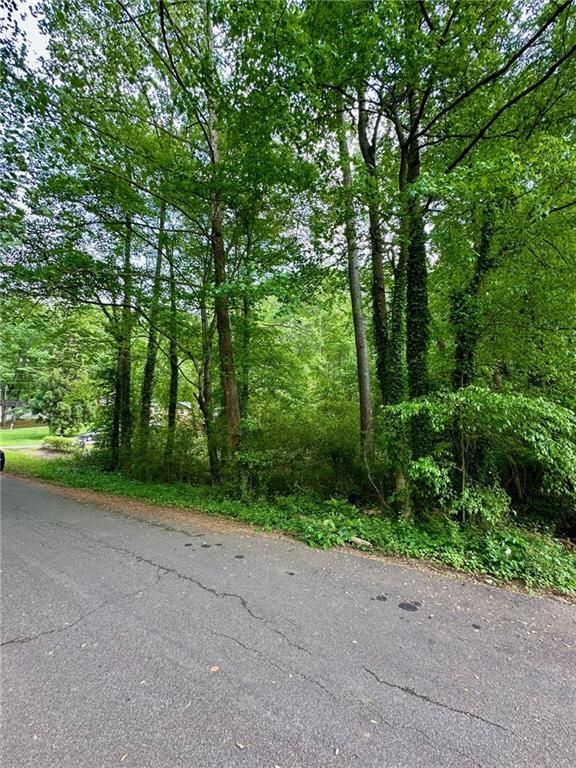 1497 Dogwood Lane, Acworth, GA 30102