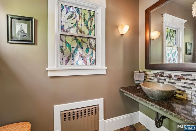 308 Woodside Avenue, Ridgewood, NJ 07450