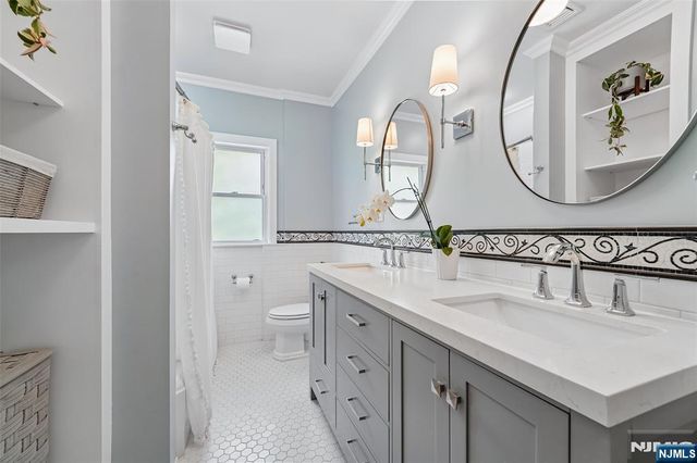 308 Woodside Avenue, Ridgewood, NJ 07450