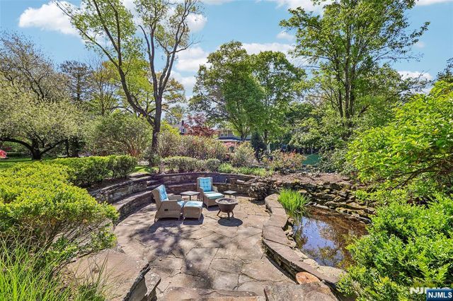 308 Woodside Avenue, Ridgewood, NJ 07450