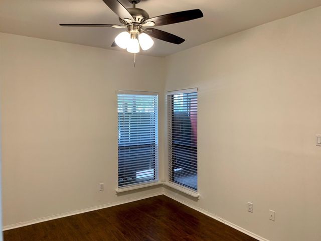 2025 Augusta Drive 203, Houston, TX 77057