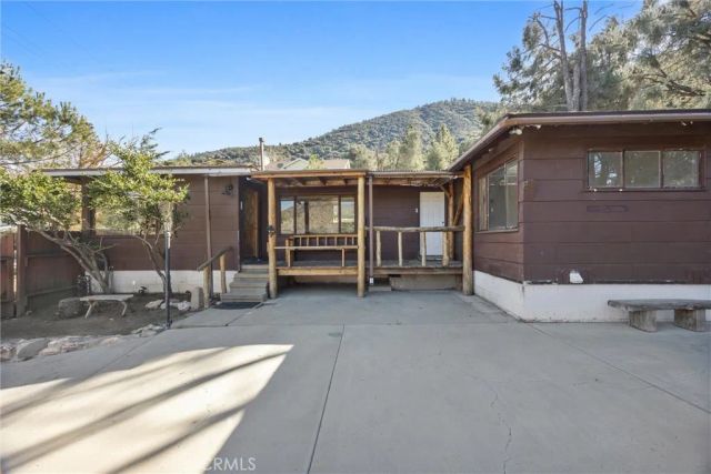 209 E End, Frazier Park, CA 93225