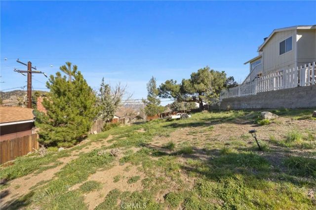 209 E End, Frazier Park, CA 93225