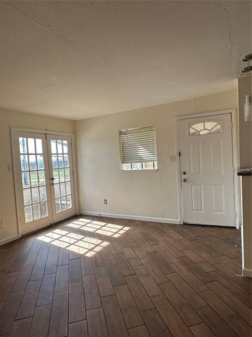 10603 S Wilcrest Drive 23, Houston, TX 77099