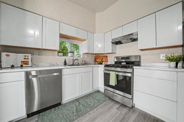 115 E Jackson Street, Ione, CA 95640
