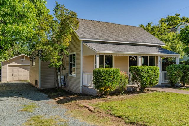 115 E Jackson Street, Ione, CA 95640