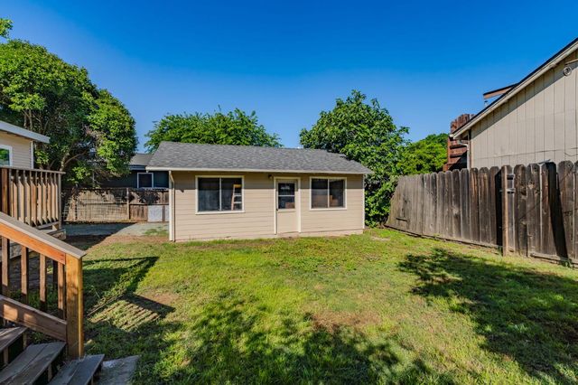 115 E Jackson Street, Ione, CA 95640