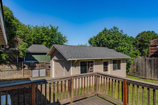 115 E Jackson Street, Ione, CA 95640