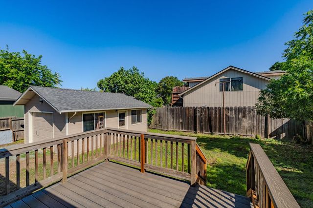 115 E Jackson Street, Ione, CA 95640