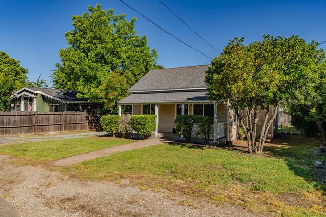 115 E Jackson Street, Ione, CA 95640