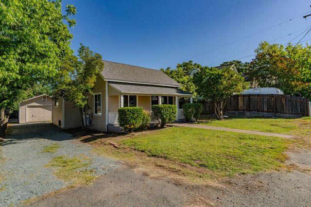 115 E Jackson Street, Ione, CA 95640