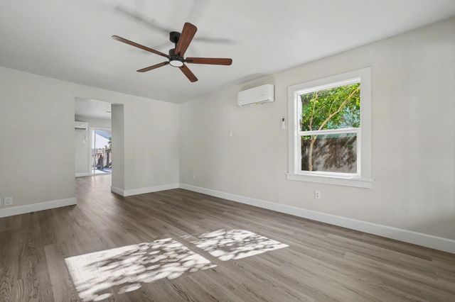 115 E Jackson Street, Ione, CA 95640