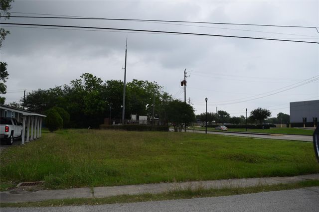 2543 S Texas Avenue, Pearland, TX 77003