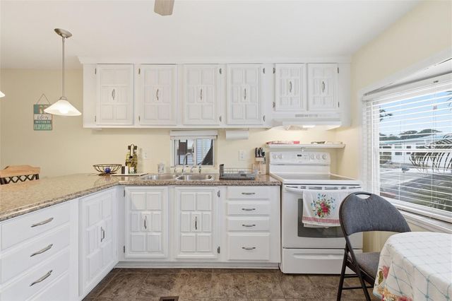 6100 62ND AVENUE N 38, Pinellas Park, FL 33781