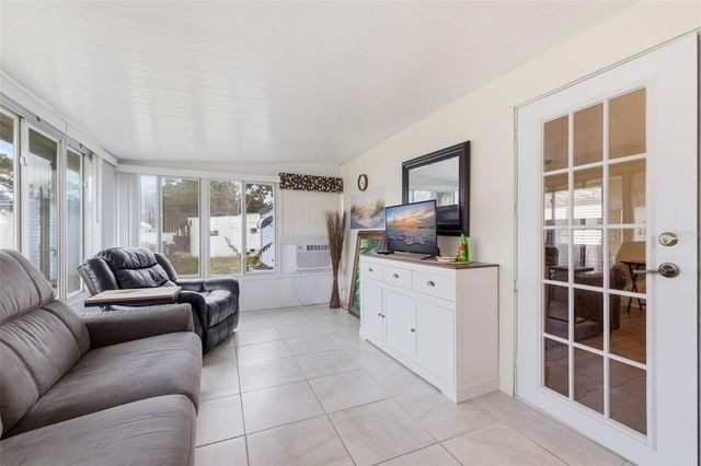 6100 62ND AVENUE N 38, Pinellas Park, FL 33781