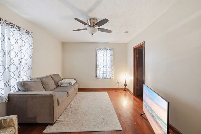 38 Prospect St, Ludlow, MA 01056