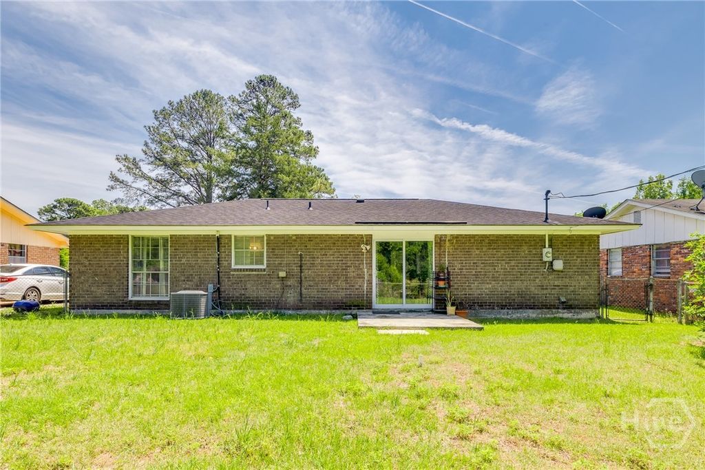 Image 30 of property listing at 1642 Eleanor Street, Savannah, GA 31415