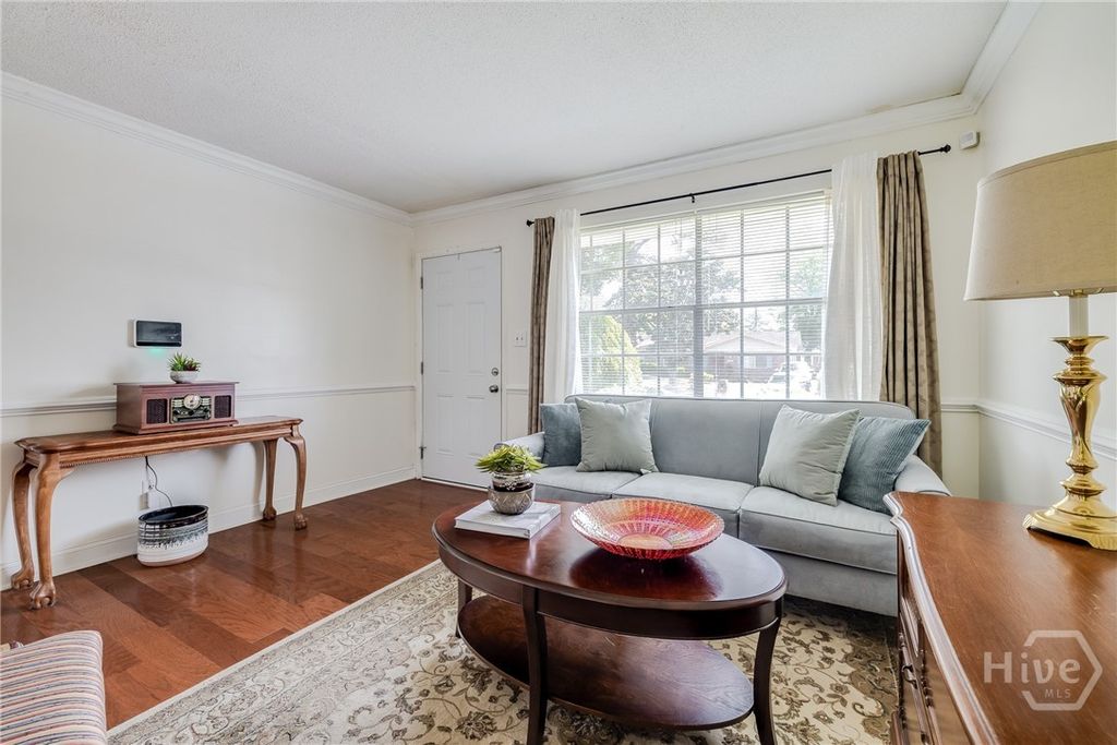 Image 7 of property listing at 1642 Eleanor Street, Savannah, GA 31415