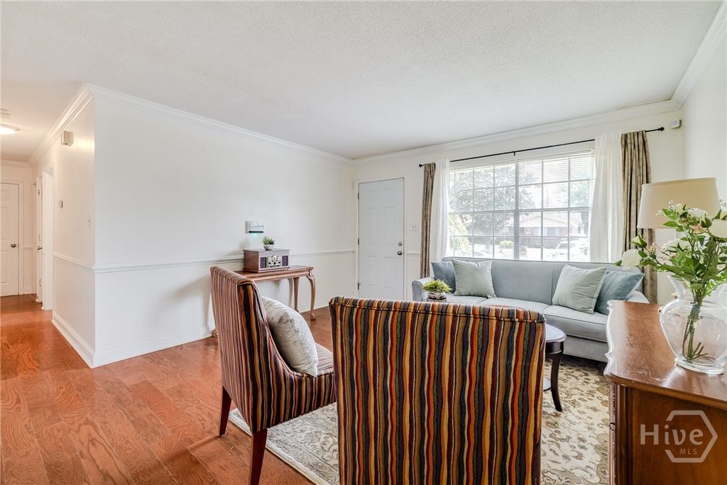 Image 8 of property listing at 1642 Eleanor Street, Savannah, GA 31415