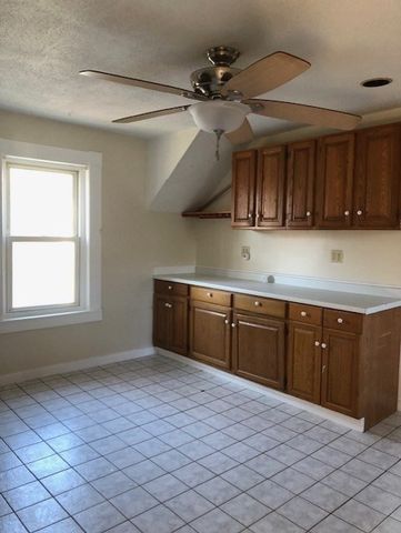 148 B 2, Lowell, MA 01851