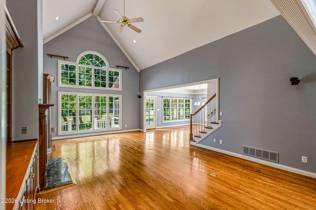 6813 Windham Pkwy, Prospect, KY 40059