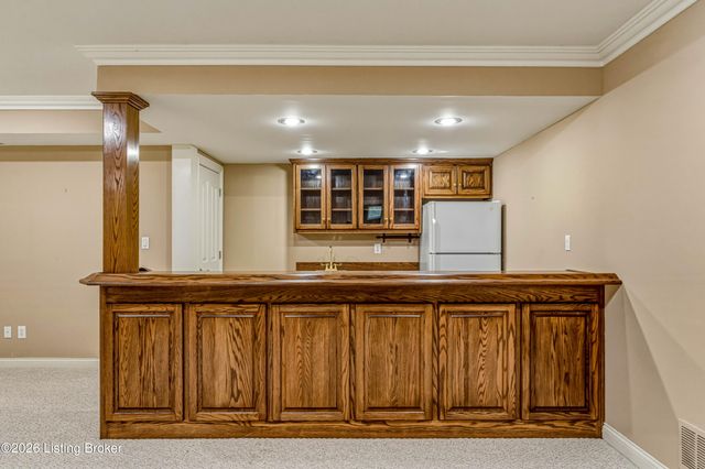 6813 Windham Pkwy, Prospect, KY 40059