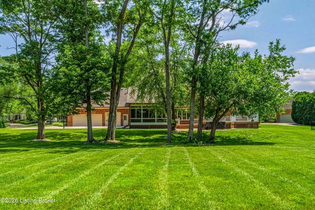 6813 Windham Pkwy, Prospect, KY 40059