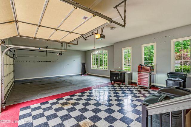6813 Windham Pkwy, Prospect, KY 40059