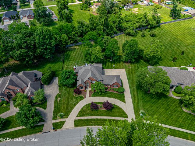 6813 Windham Pkwy, Prospect, KY 40059