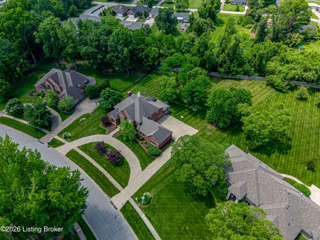 6813 Windham Pkwy, Prospect, KY 40059