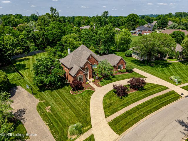 6813 Windham Pkwy, Prospect, KY 40059