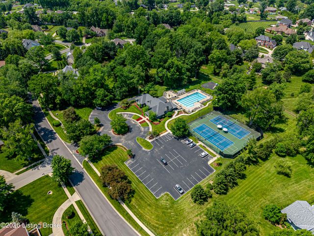 6813 Windham Pkwy, Prospect, KY 40059