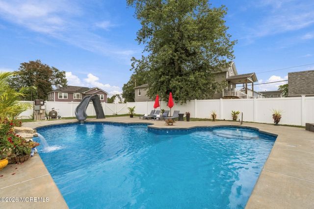 355 Lorillard Avenue, Union Beach, NJ 07735