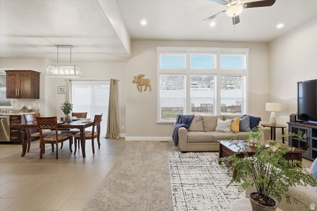 522 N 800 E, Hyde Park, UT 84318