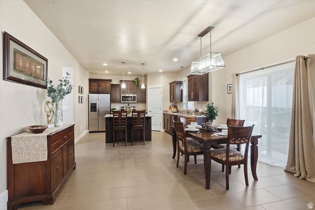 522 N 800 E, Hyde Park, UT 84318