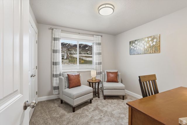 522 N 800 E, Hyde Park, UT 84318