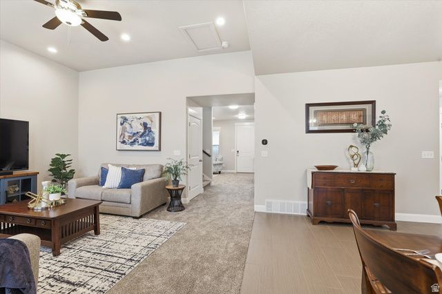 522 N 800 E, Hyde Park, UT 84318