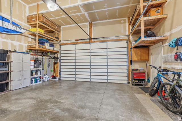 522 N 800 E, Hyde Park, UT 84318