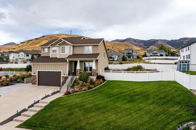 522 N 800 E, Hyde Park, UT 84318
