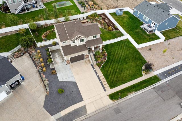 522 N 800 E, Hyde Park, UT 84318