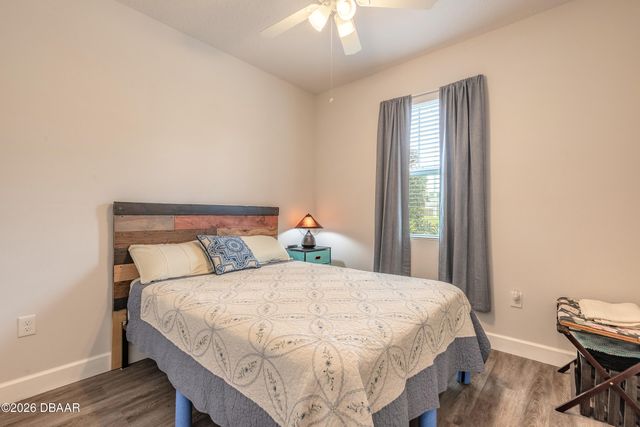 1094 River Falls Circle, Deland, FL 32720