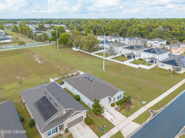 1094 River Falls Circle, Deland, FL 32720