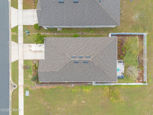 1094 River Falls Circle, Deland, FL 32720